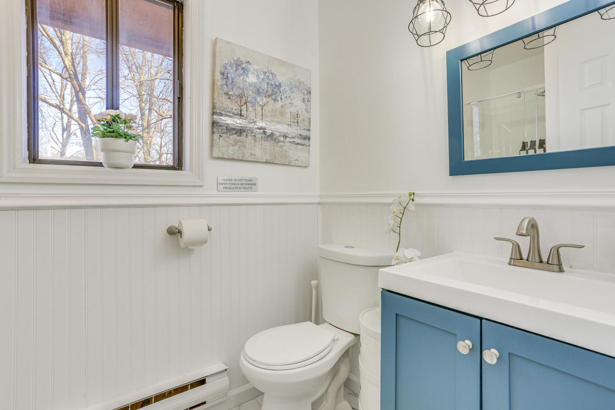 Modern With On-site Skiing! East Stroudsburg