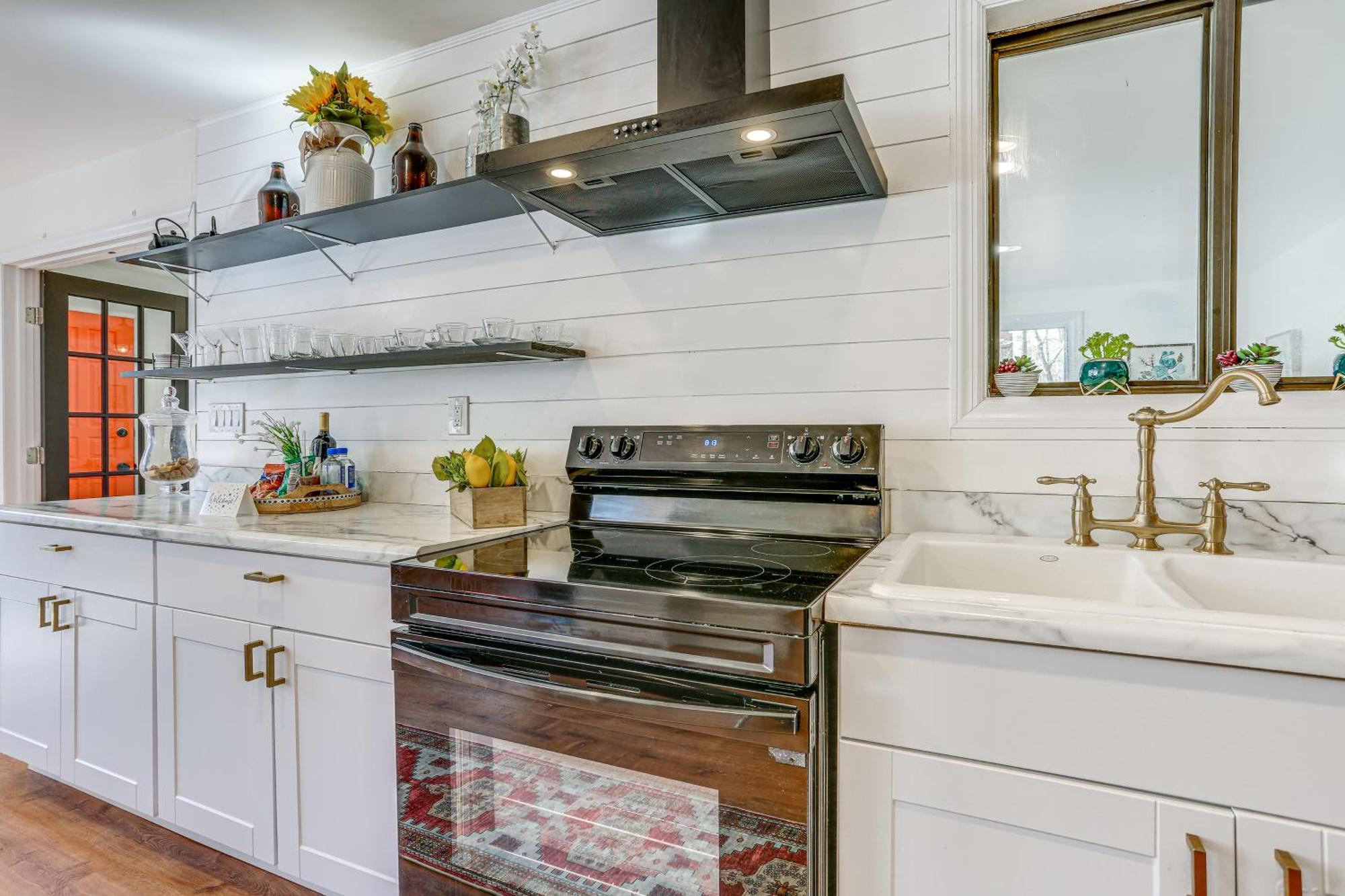 Modern With On-site Skiing! *